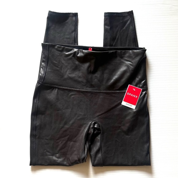 SPANX Faux Leather Leggings - Picture 4 of 7